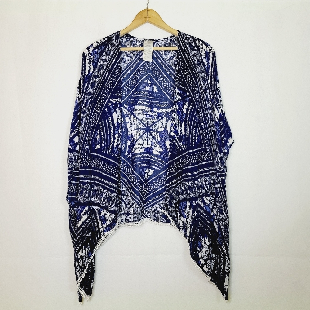 Chico's Blue White Tie Dye Diamond Print Ruana Wrap Size L/XL